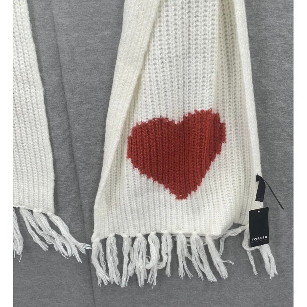 Torrid Scarf Women's Heart Printed Knit  Ivory Size 15"X92.5" NWT - Picture 2 of 4